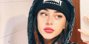 La artista de 21 años viajó a Estados Unidos después de recibir el premio como revelación en España.