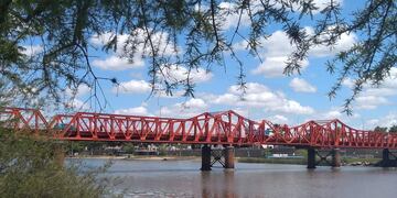 Puente Méndez Casariego de Gualeguaychú. Foto: Instagram