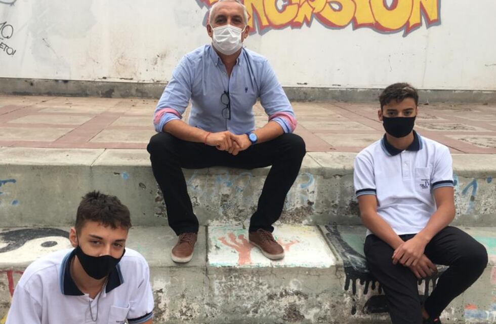 Tienen 14 años y dan talleres de concientización sobre el Grooming a alumnos del secundario