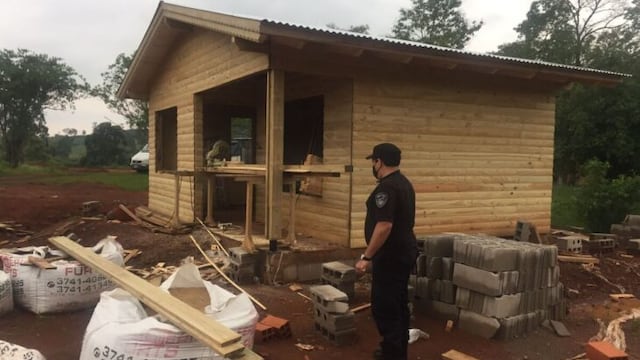 Pozo Azul: avanza la construcción del nuevo destacamento policial
