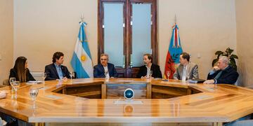 Jalil, Dusso y Mera encabezaron un encuentro con autoridades de la OEI y el BCIE para alinear la educación con los desafíos del siglo XXI.