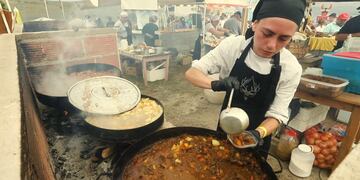 Tres días de una fiesta con comidas al disco de arado en la provincia de Córdoba.