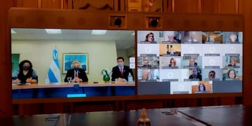 Los infectólogos plantearon la necesidad de imponer más controles a las restricciones por al menos tres semanas. (Foto: Captura de pantalla)