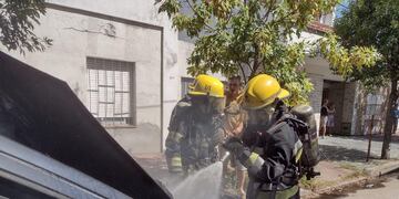 Efectivos de Bomberos de la ciudad acudieron al lugar.