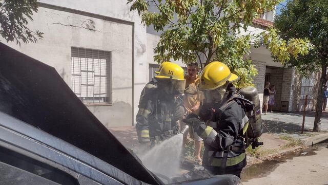 Efectivos de Bomberos de la ciudad acudieron al lugar.