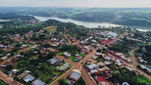 Se mantiene el conflicto en Puerto Piray por la antena de la empresa Access Air