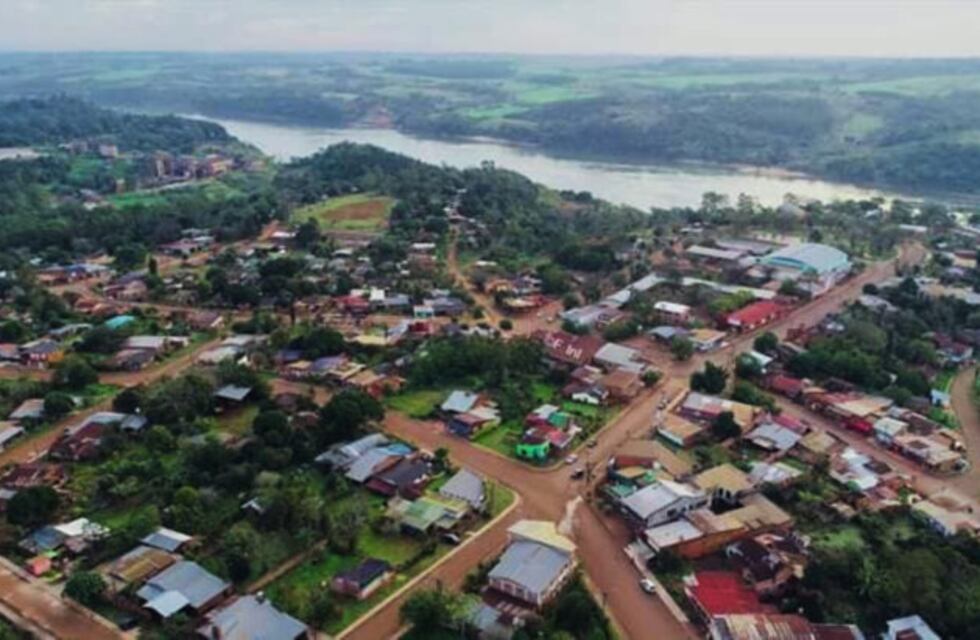 Se mantiene el conflicto en Puerto Piray por la antena de la empresa Access Air