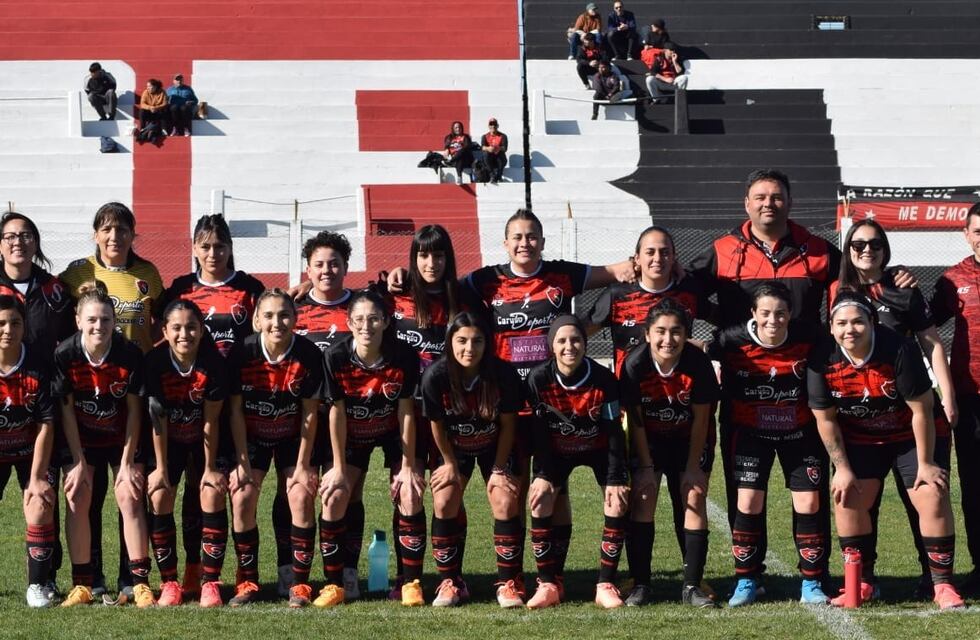 Fútbol Femenino: Sporting se hizo fuerte en el Mendizábal y se quedó con el clásico puntaltense