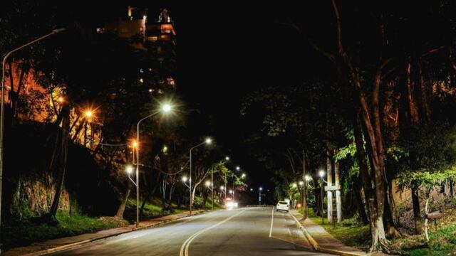 Posadas: el municipio trabaja en la mejoran el alumbrado público en barrios y avenidas