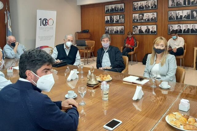 Los dirigentes plantearon la necesidad de conseguir fondos para construir el acueducto Monte Comán - La Horqueta.