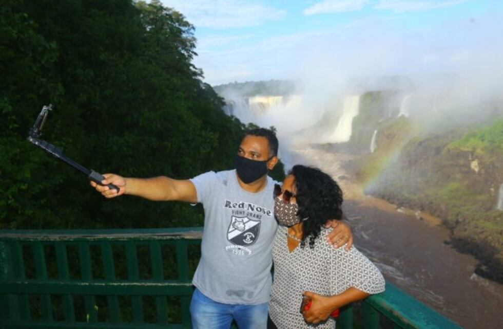 Foz de Iguazú: limitan a un 30%  la capacidad de las cataratas, los alojamientos y el transporte turístico