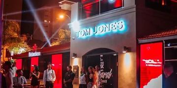 Tom Jones, el boliche clausurado