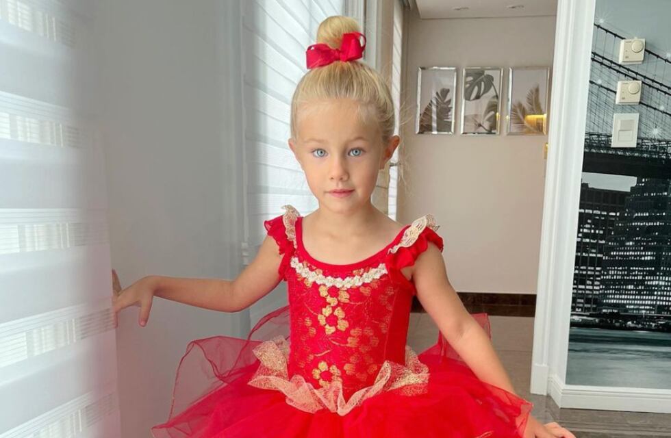 Matilda, la hija de Luciana Salazar, enterneció las redes con fotos jugando al polo: “Mini polista”