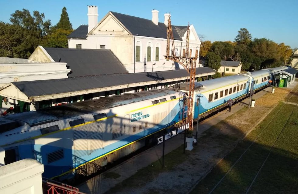 El tren Rosario-Cañada de Gómez comienza a funcionar el 25 de julio