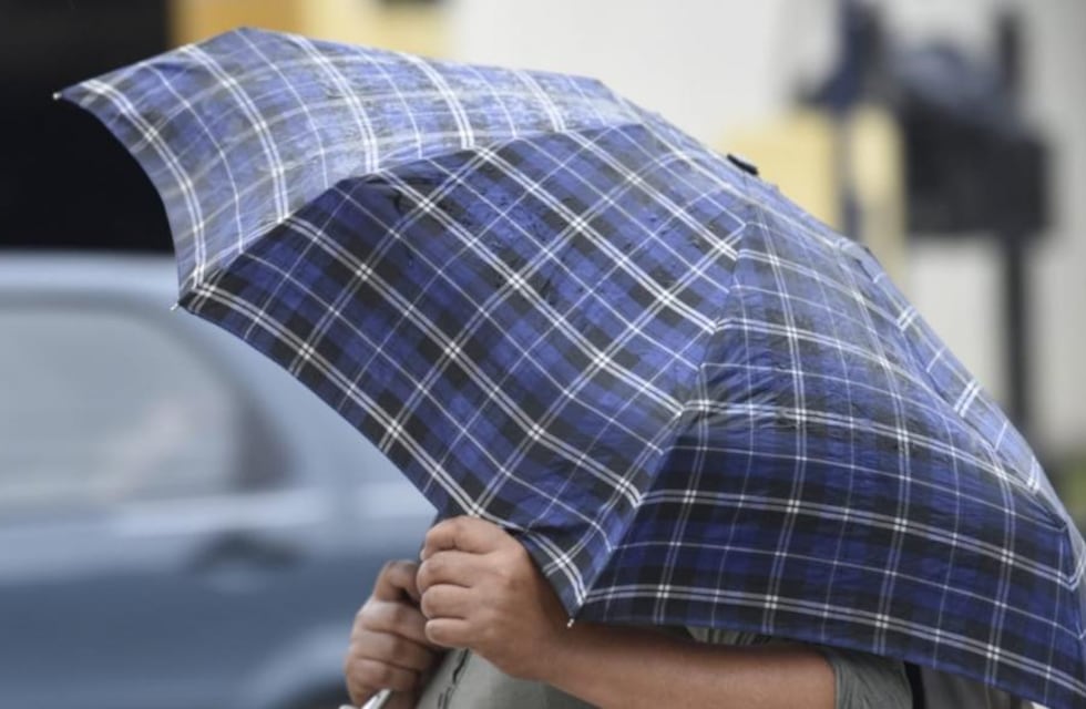 Rige un alerta amarillo para Rafaela por tormentas y vientos fuertes