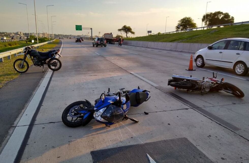 Un impresionante choque múltiple generó caos de tránsito en Circunvalación