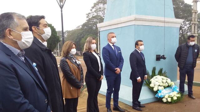 El tradicional acto contó además con la presencia de autoridades provinciales y locales.