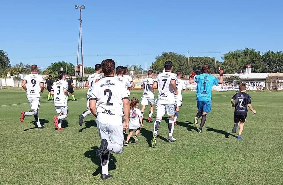 Goleada de Almafuerte y empate de El Arañado en el Provincial de Fútbol
