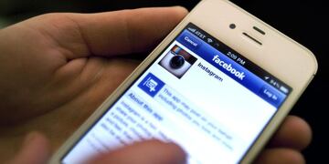 Arregló la compra de un celular pero todo resultó una mentira y los esperaron para asaltarlo. Imagen ilustrativa.