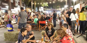 Archivo: Un éxito el Festival de la Picada en Villa Carlos Paz, organizado este sábado. (Fotografías Santiago Berioli / La Voz)