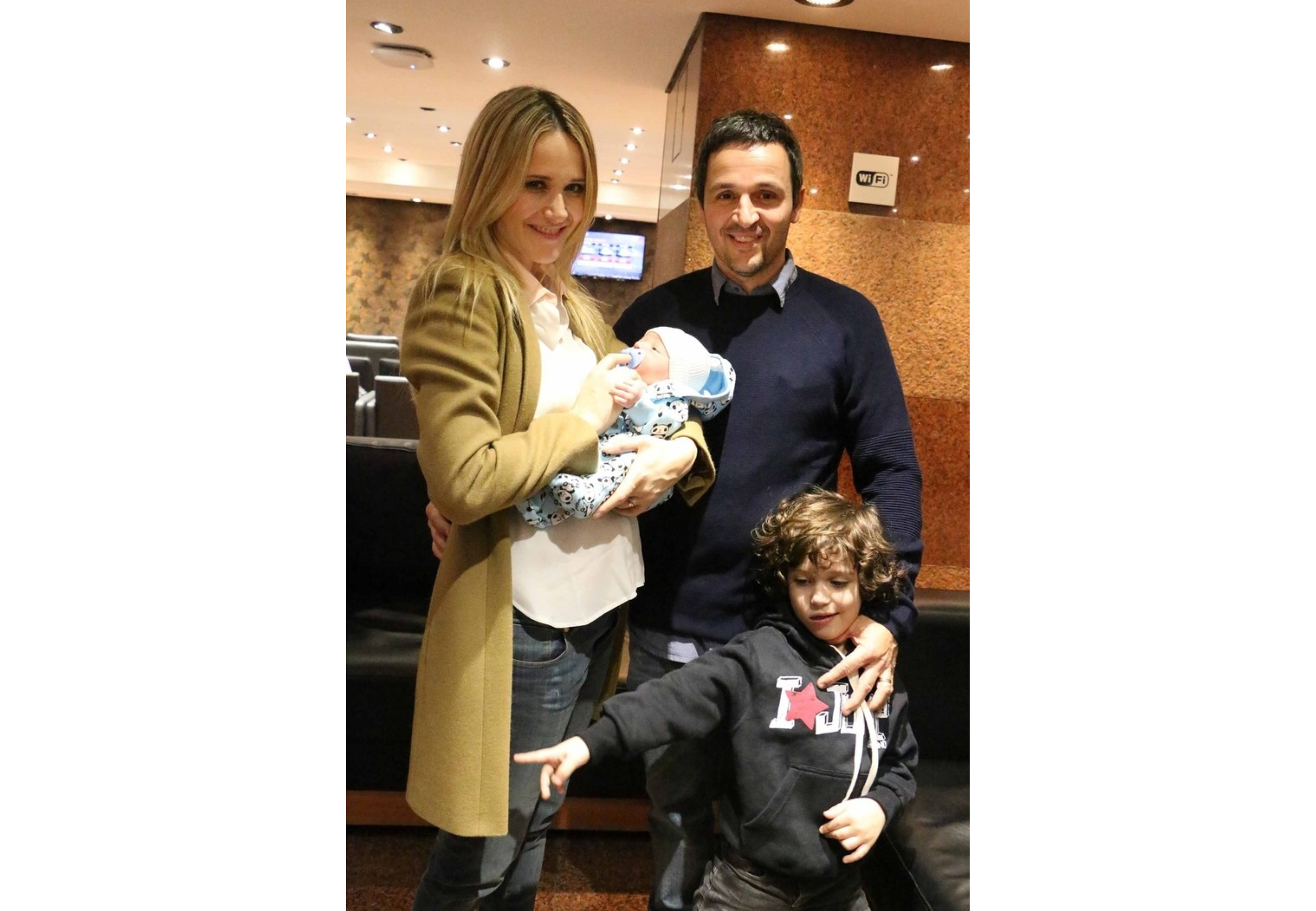 Julieta tras el nacimiento de su hijo Rocco.