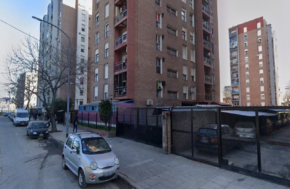 Horror en La Boca: volvió de viaje y encontró el cadáver de su suegro en el freezer