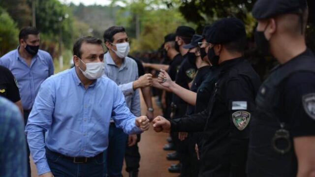 9 de Julio: el Gobernador recorrió las instalaciones policiales y la unidad sanitaria modular