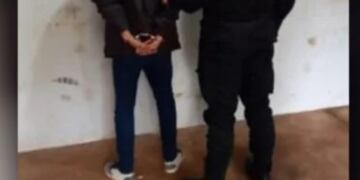 Detienen en Eldorado a un individuo acusado de varios ilícitos.