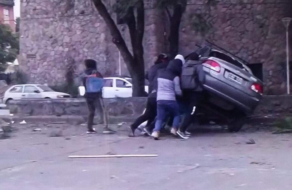 Protestas en Jujuy: 90 imputados por los enfrentamientos en Legislatura y Purmamarca