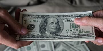 Dolarización