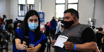 La provincia de Santa Fe registró 2.297 casos de coronavirus y 27 muertes este jueves.