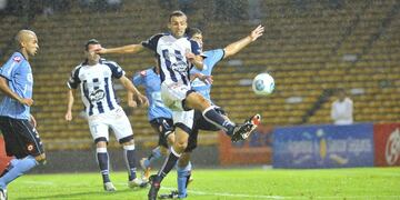 Gastón Bottino y su gol ante Belgrano. Pasaron 10 año y Talleres lo festeja (archivo La Voz).