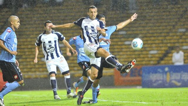 Gastón Bottino y su gol ante Belgrano. Pasaron 10 año y Talleres lo festeja (archivo La Voz).
