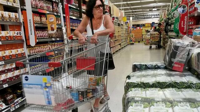 Advierten que por la ola de chilenos en Mendoza podría haber desabastecimiento y aumentos en la mercadería