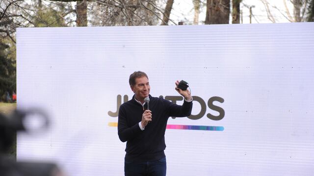 grindetti Diego  santilli Santilli presentación lanzamiento campaña JUNTOS hípico city bell gobierno de la provincia de Buenos Aires
fotos Clarìn