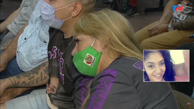Mónica Ferreyra, la madre de Araceli Fulles, vivió con emoción la sentencia.