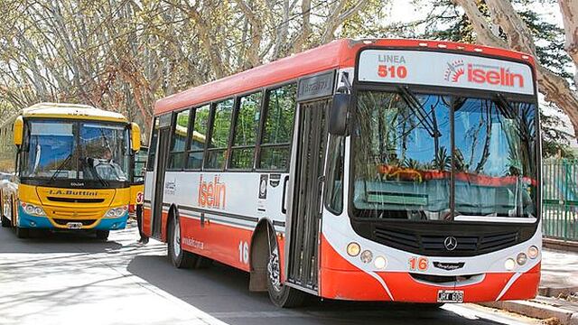 La empresa de autotransportes Iselín anunció que por el momento el precio del boleto del pasaje no aumentará en el sur mendocino. Gentileza Diario del Oeste