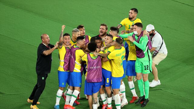 Brasil ganó el oro en Tokio 2020, en fútbol. Venció 2-1 a España, en la final./AP