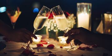 ¡Enamorate en las alturas!: deleitate en San Valentín con una romántica degustación de vinos en Mendoza.