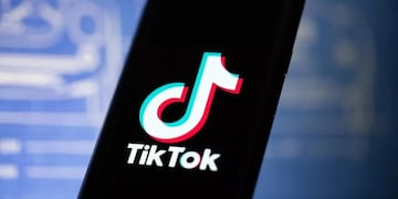 Los retos virales de TikTok alarman a las sociedades del mundo entero.