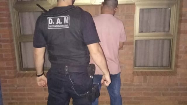 El agresor se resistió a la detención.