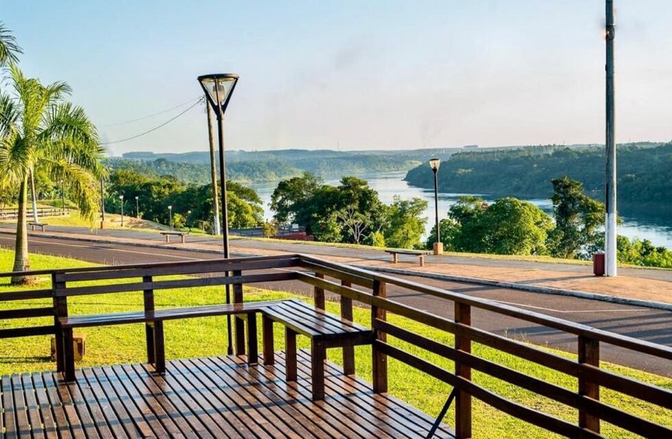 En lo que va de marzo robaron 30 luminarias de la Costanera de Eldorado