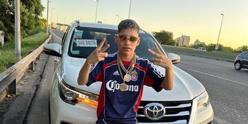 Tiene 17 años, anda en autos de alta gama y suena en todos lados: quién es Alejo Isakk, el menor del movimiento