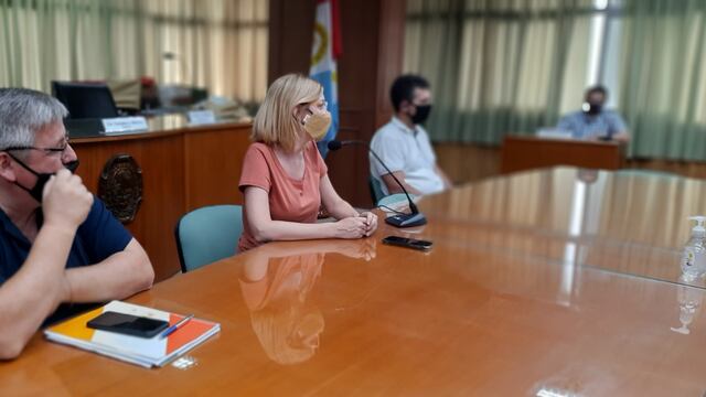 Reunión entre Amalia Galantti, Marcelo Lombardo y los concejales para habilitar eventos en Navidad y Año Nuevo