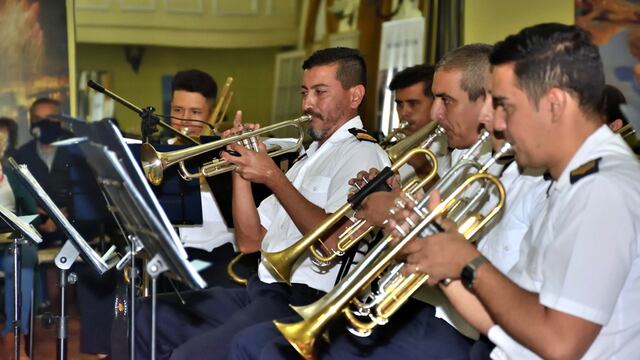 Participación de la banda en un evento a beneficio en Punta Alta