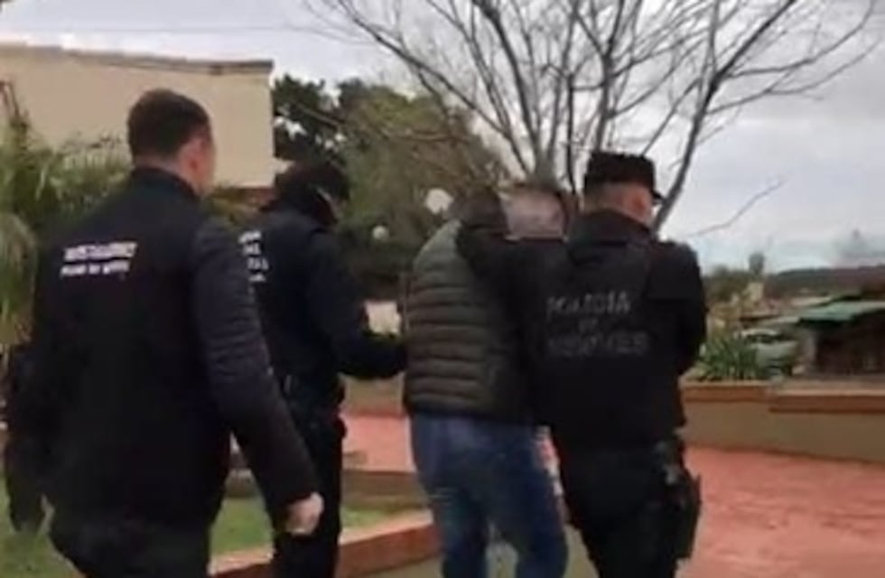 Detuvieron a un hombre en San Vicente por estafas con cheques falsos por más de 17 millones de pesos