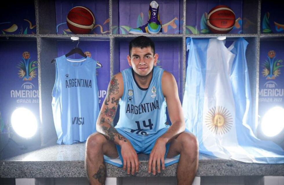 De ganar la AmeriCup a Colonia Dora: el hermoso gesto de Gabriel Deck con los chicos de su ciudad