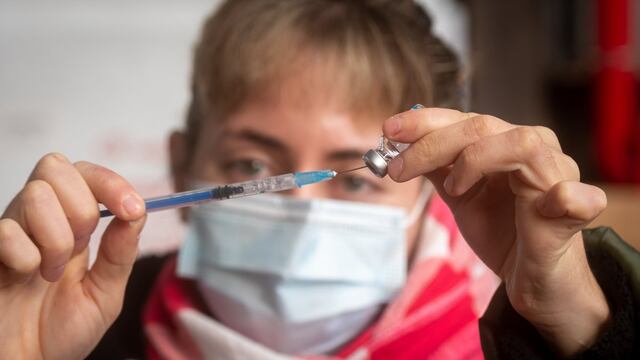 Tucumán recibió 36.000 dosis de AstraZeneca