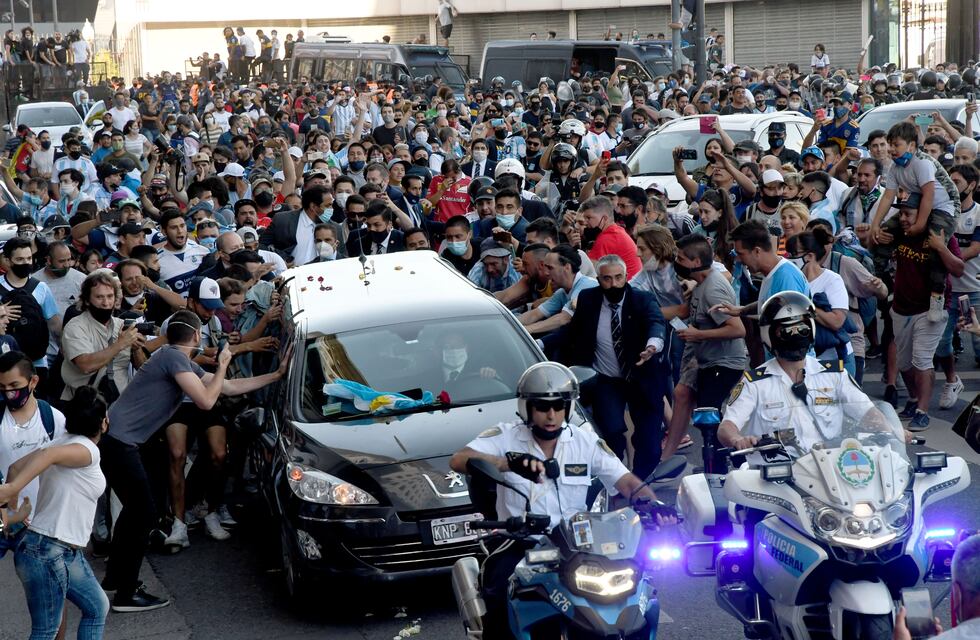 La advertencia de Fernán Quirós tras el velorio de Diego Maradona: “Lo que vimos no fue bueno”