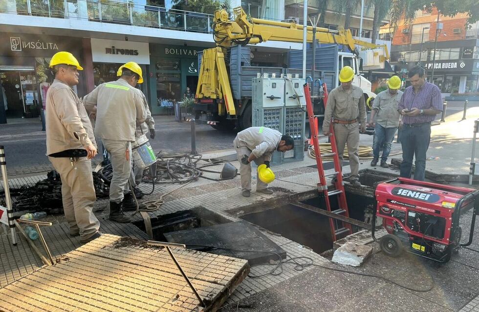 Se incendió un transformador en pleno centro de Posadas